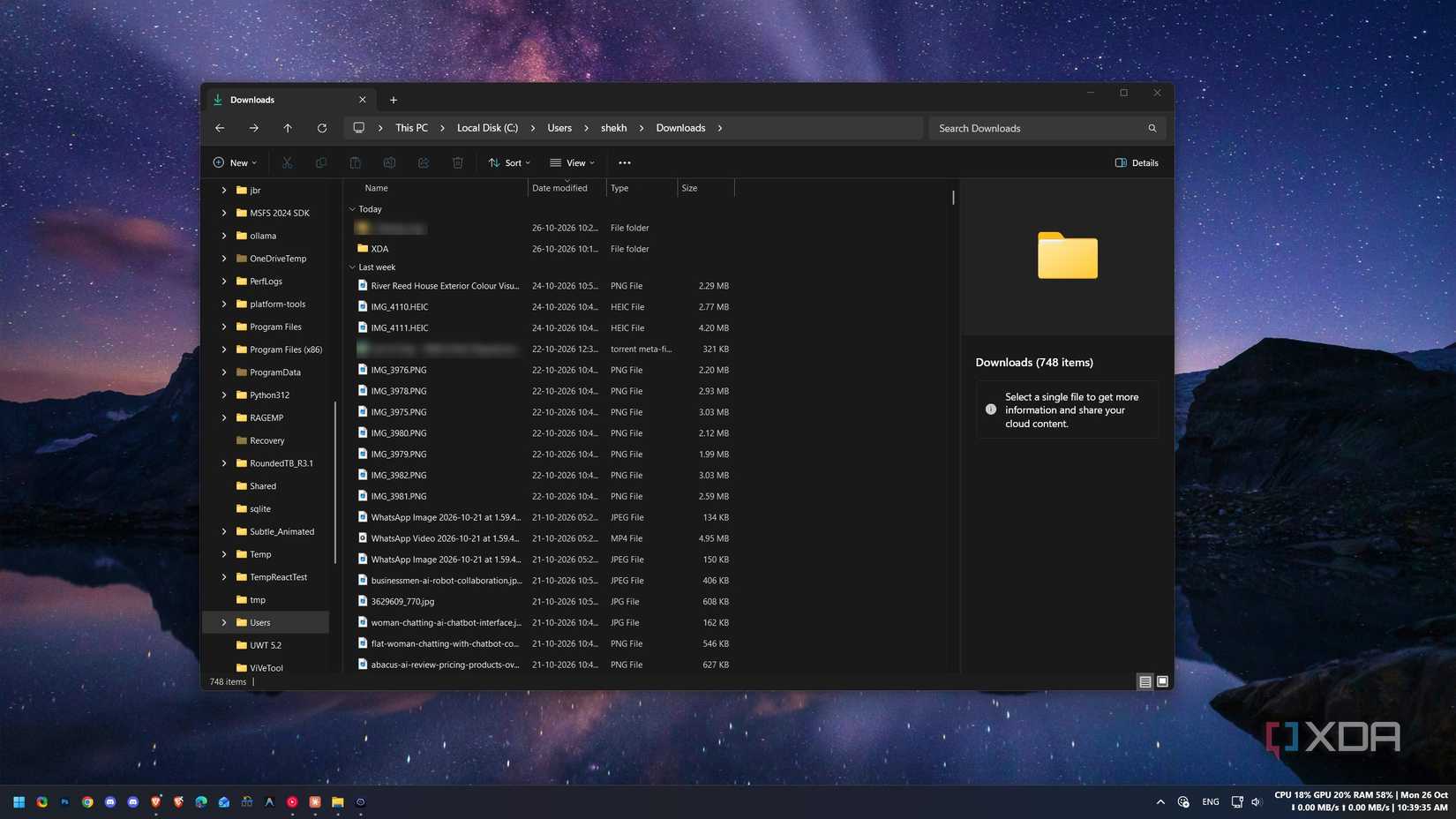 Windows File Explorer showing the Downloads folder with loose files before the cleanup