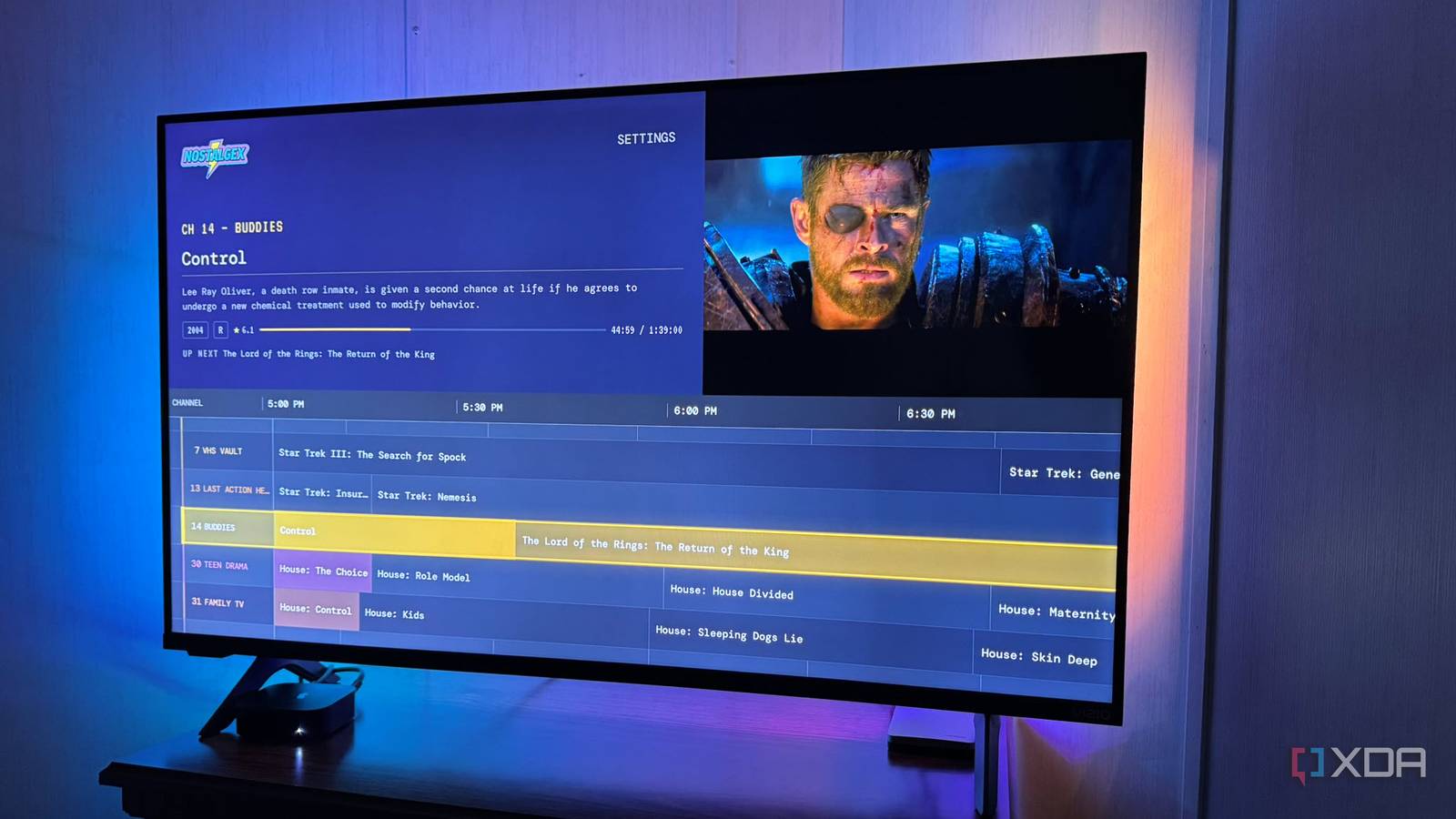 This Jellyfin plugin made my media library feel like old-school cable TV