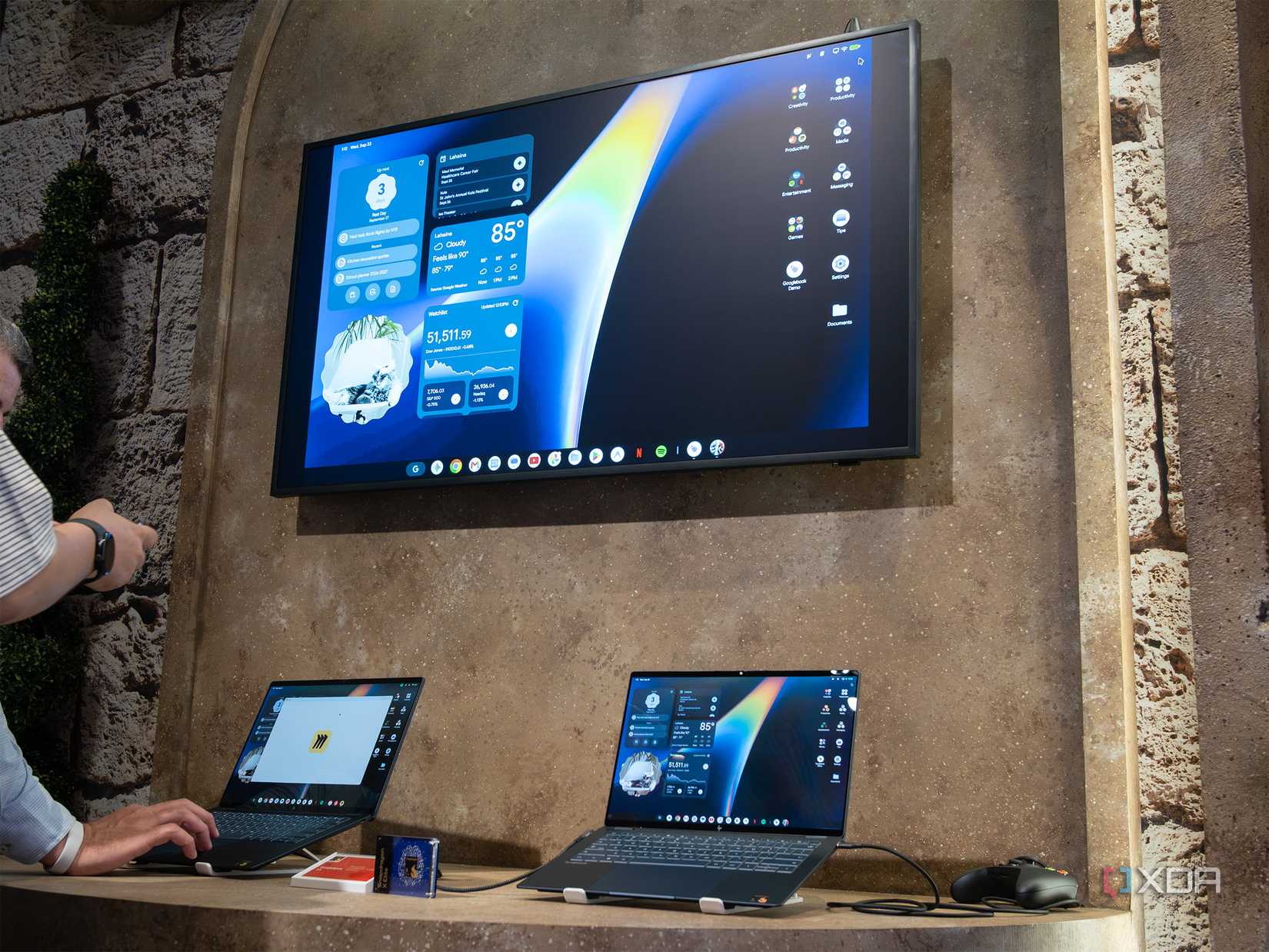 The Googlebook hooked up to a monitor 