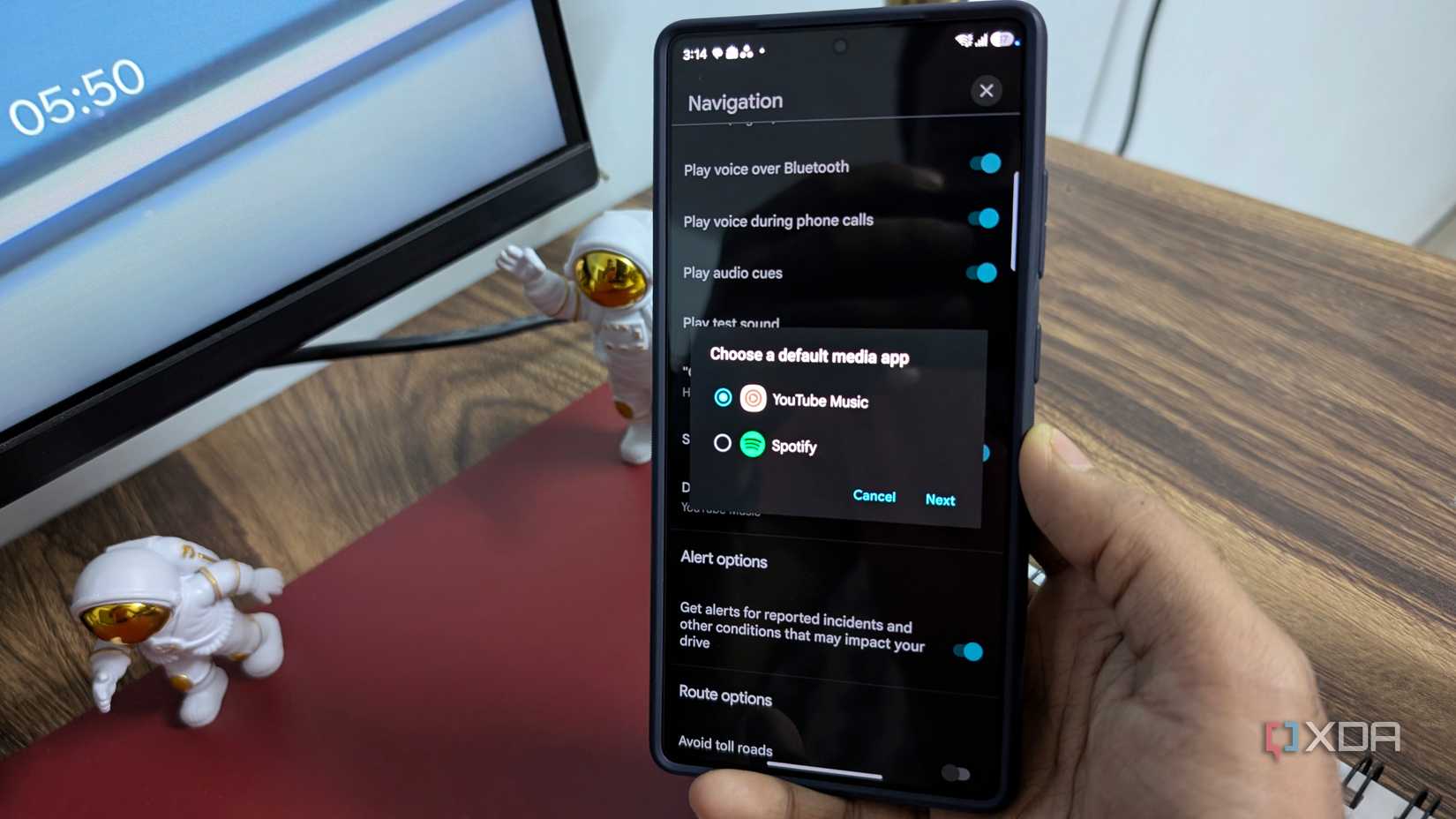 default music player in Google Maps