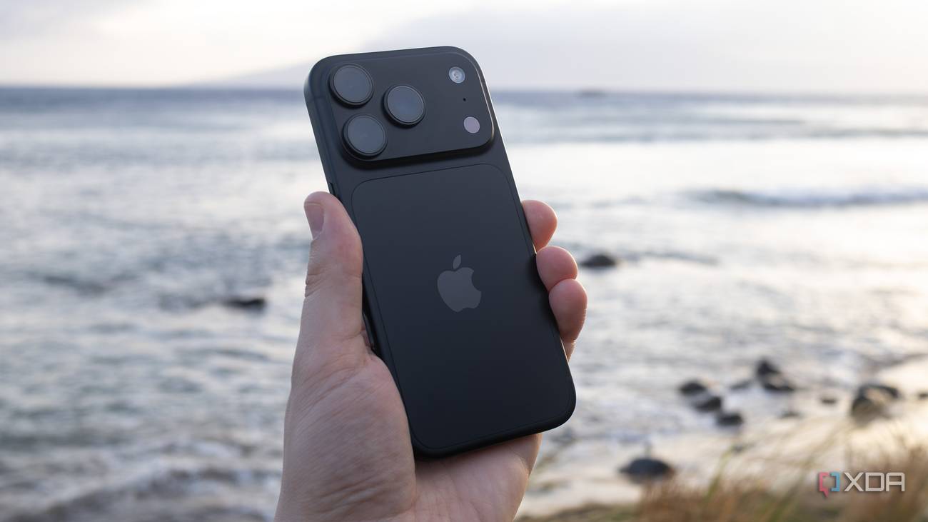 The iPhone 18 Pro is great, but it feels like Apple brought back the ‘S ...