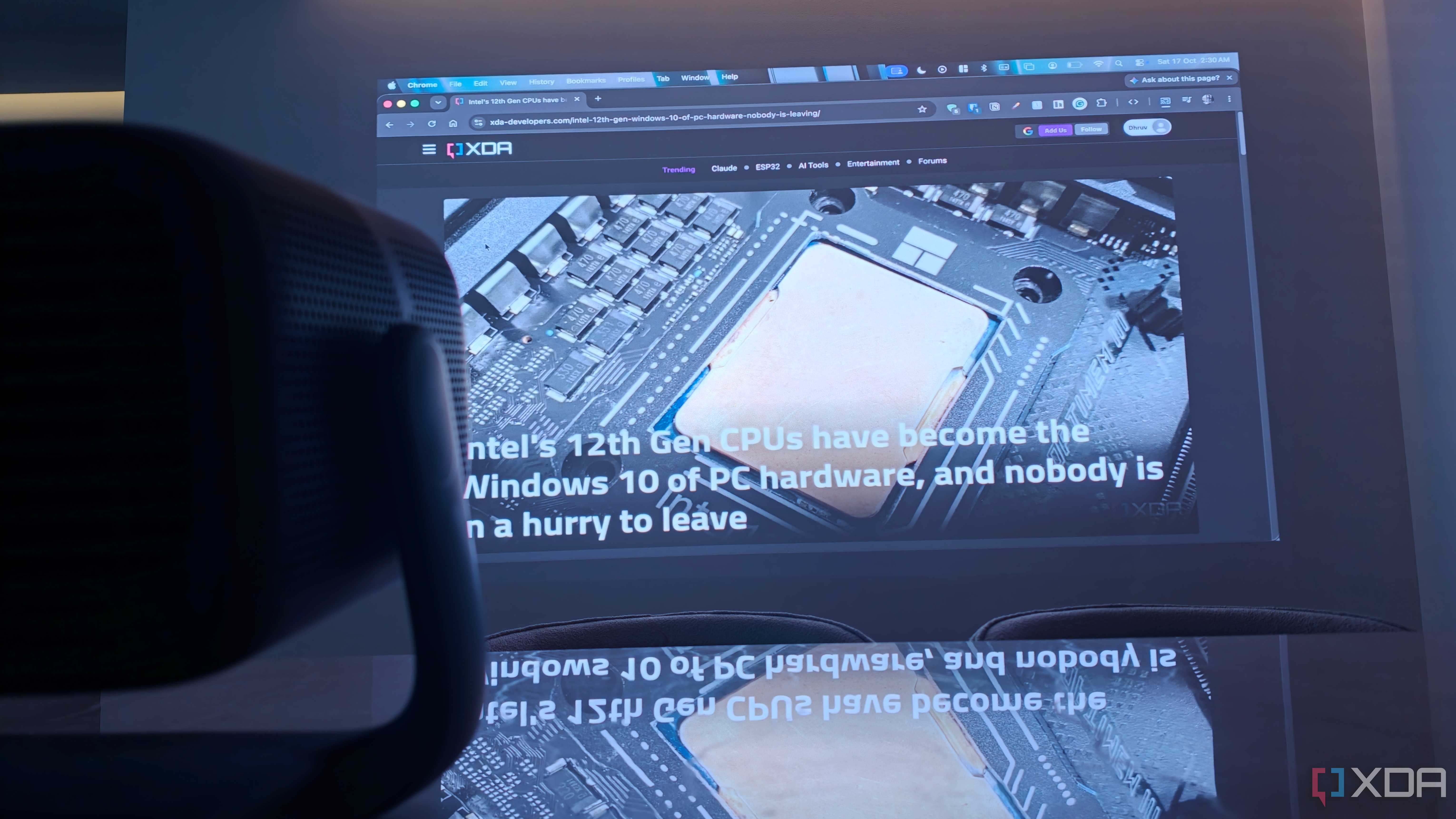 JMGO Ultra Iris Max browsing XDA