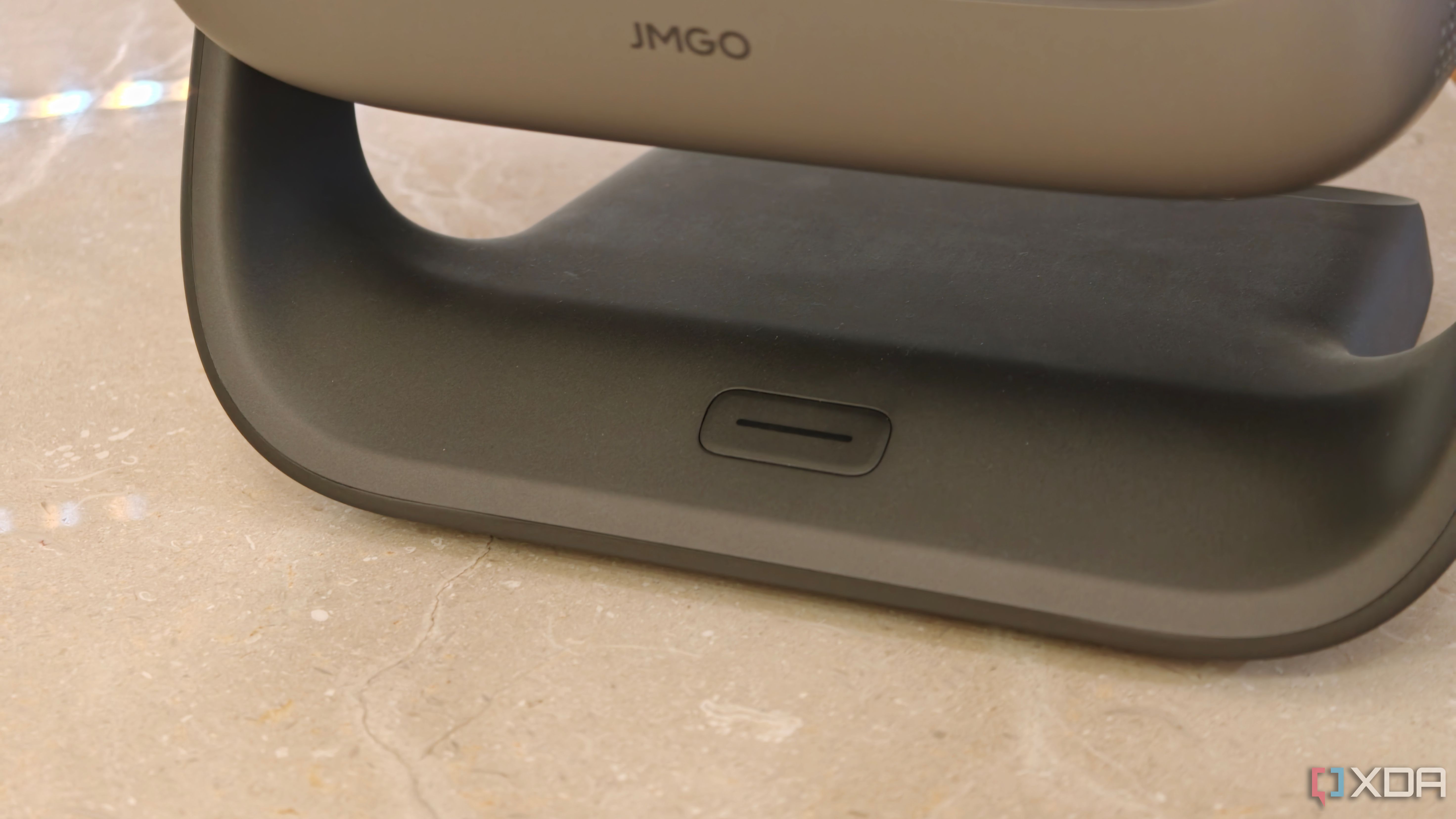 I ditched my monitor for a 4K 120Hz projector, and it completely ...