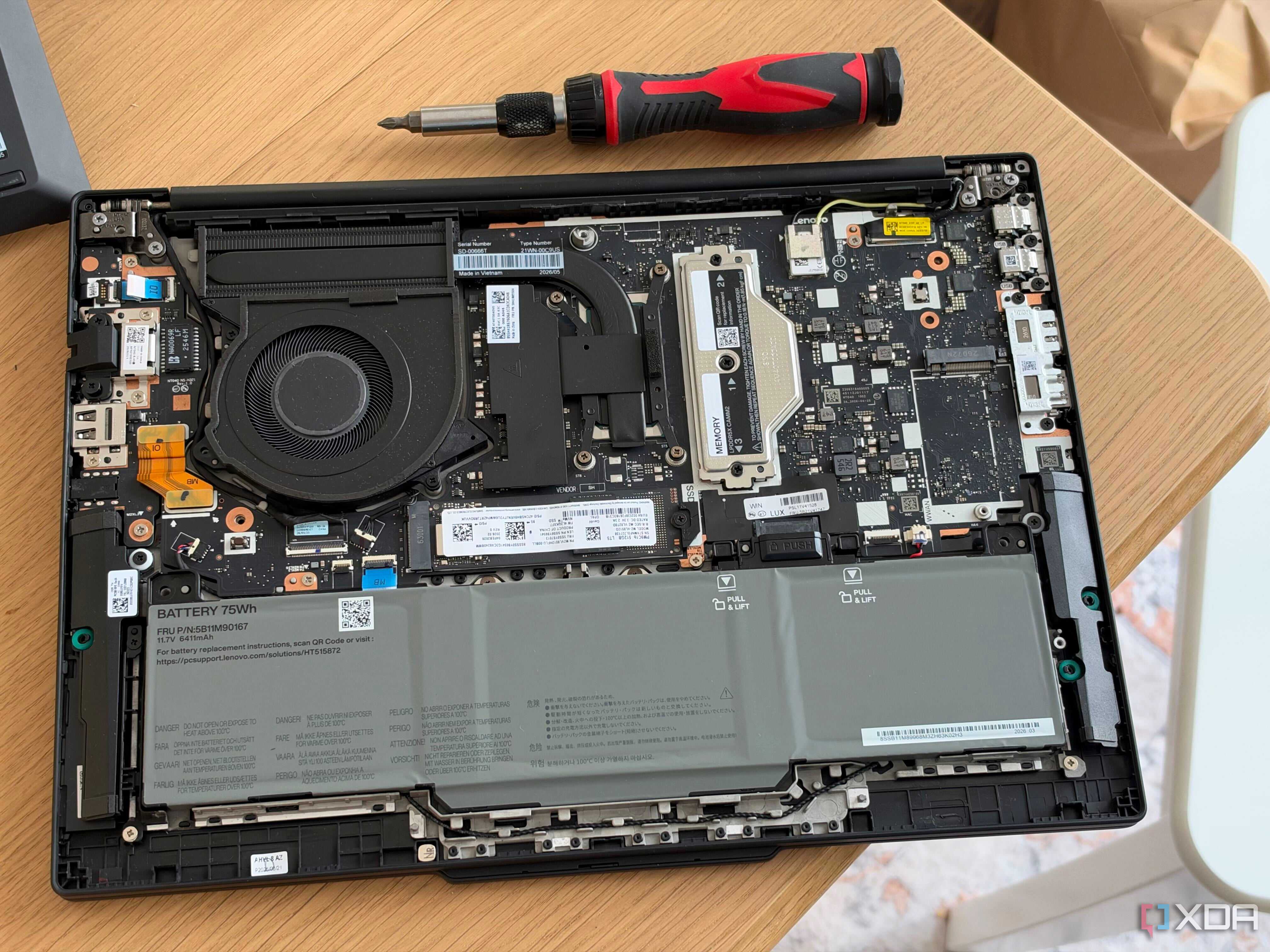lenovo-thinkpad-laptop-t14-gen-7 (9)