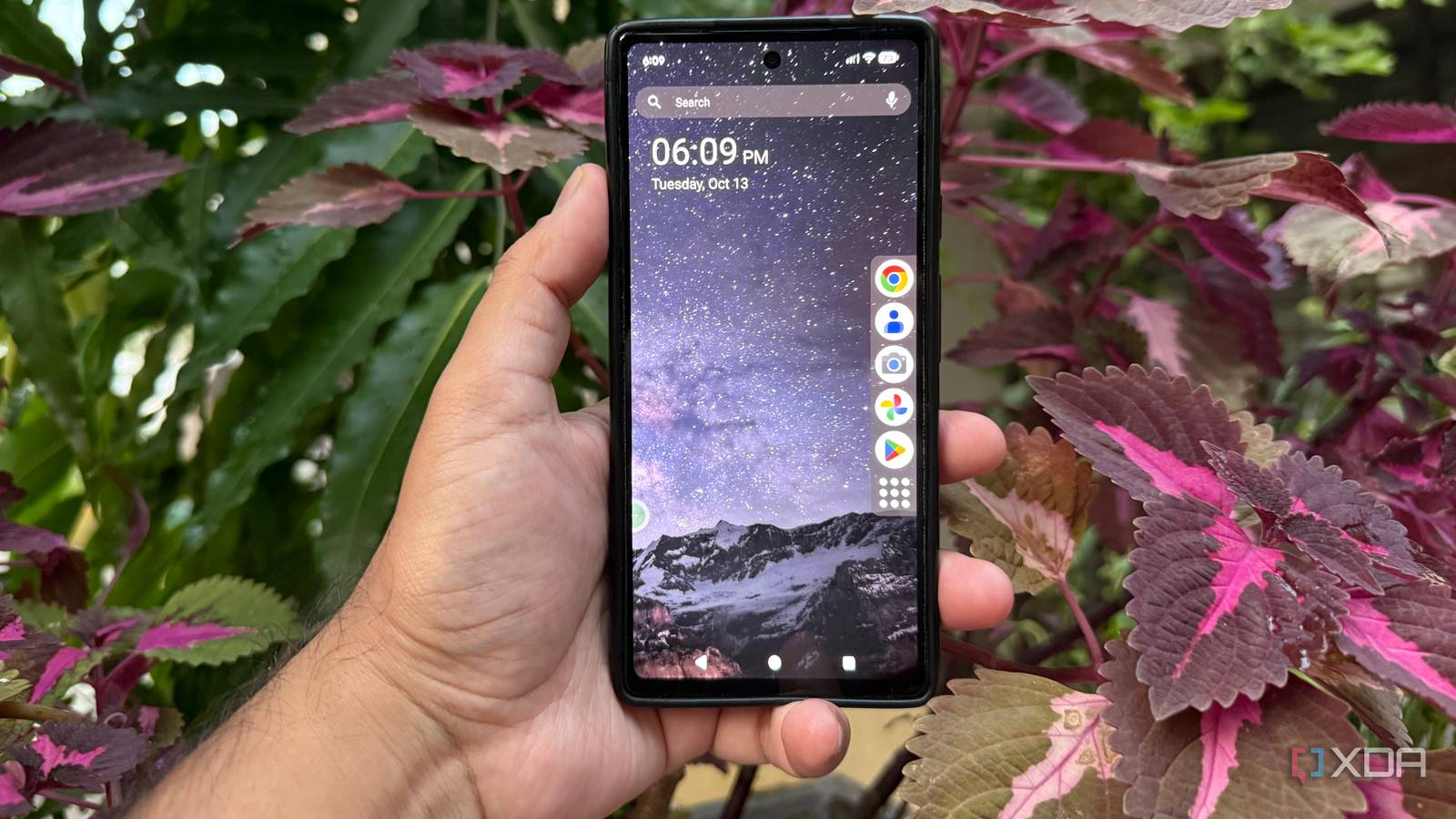 I gave my Pixel a desktop-style home screen with this underrated launcher