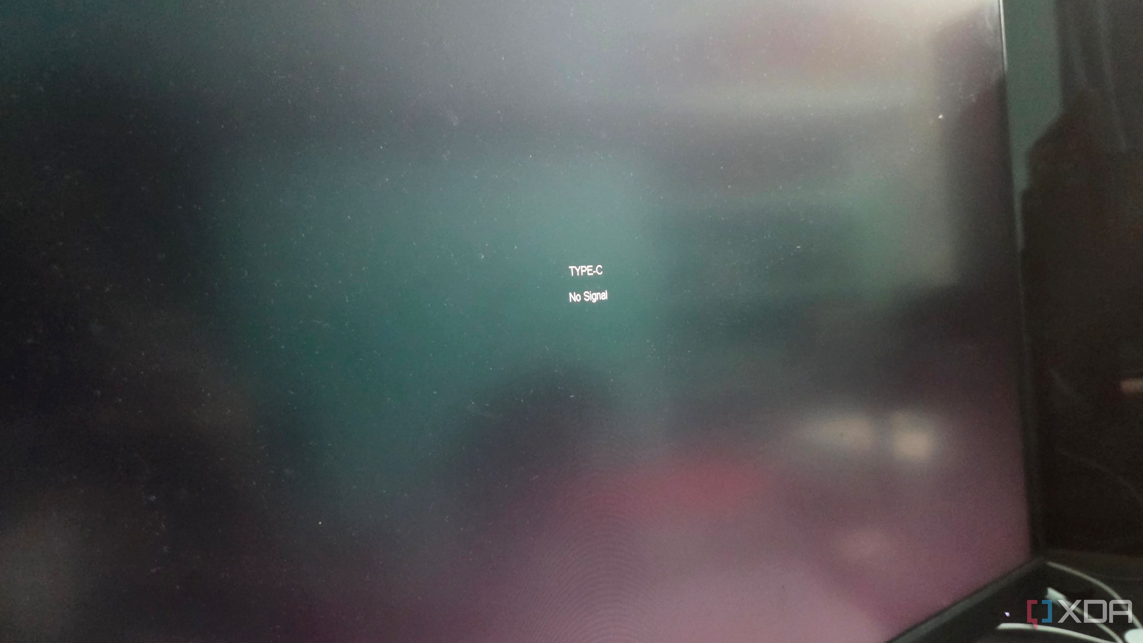 Monitor screen with the text TYPE-C above the words No Signal