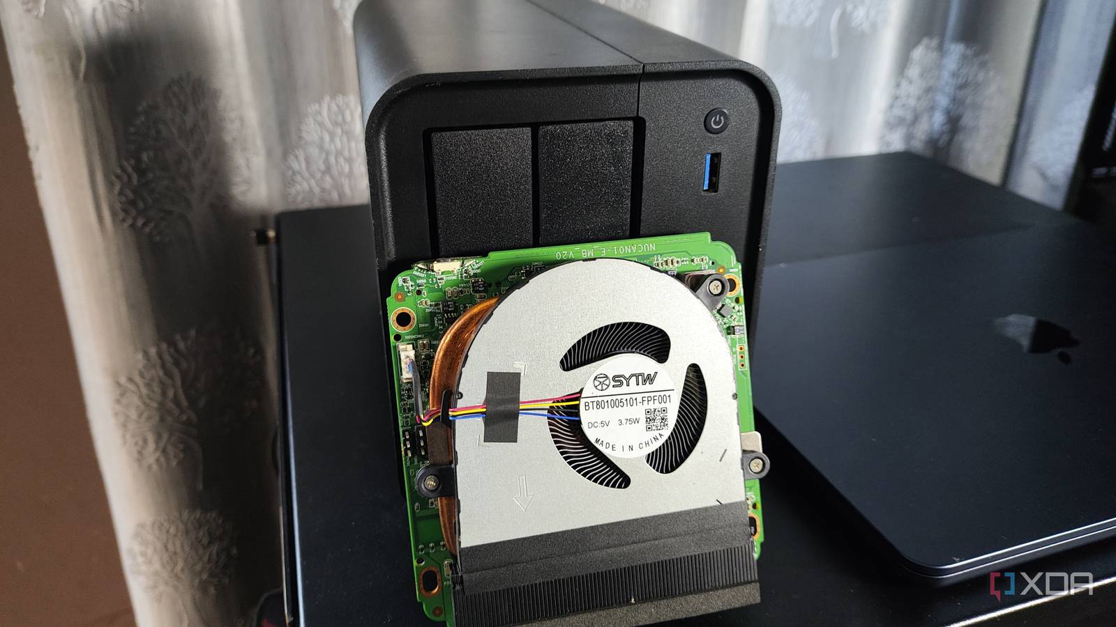 Mini PCs Outperform 2-Bay NAS for Budget Self-Hosting Services