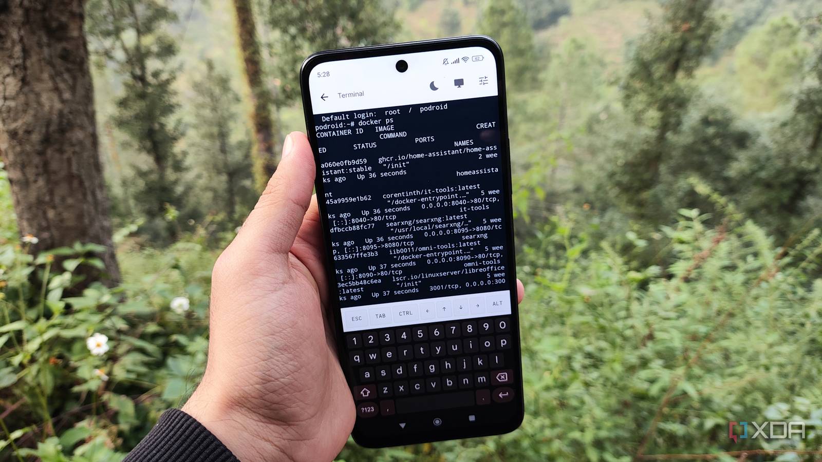 J'ai transformé mon vieux Android en serveur Docker avec Podroid