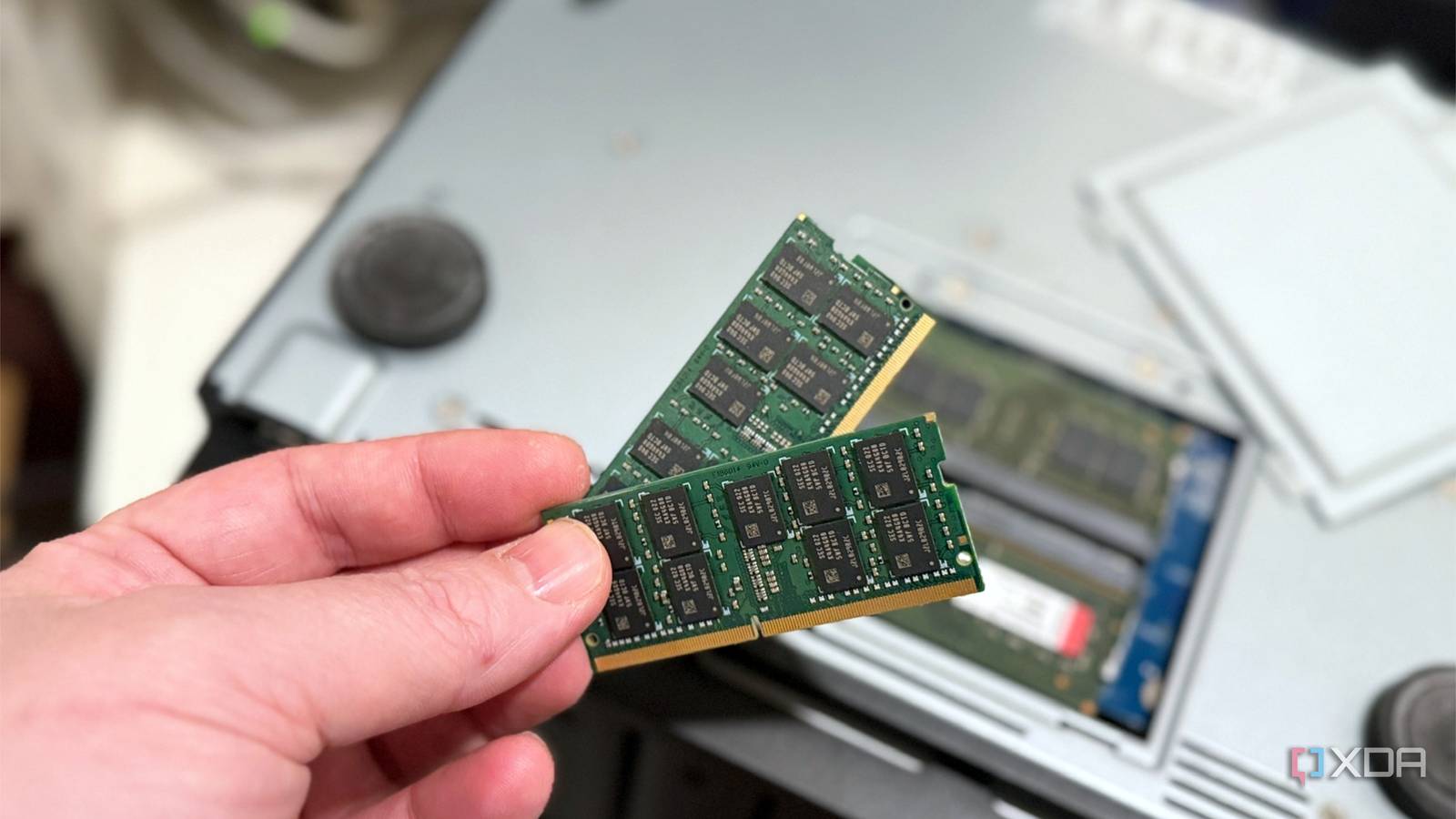 NAS Synology : plus de RAM bat le cache SSD, l'auteur l'a appris à ses dépens