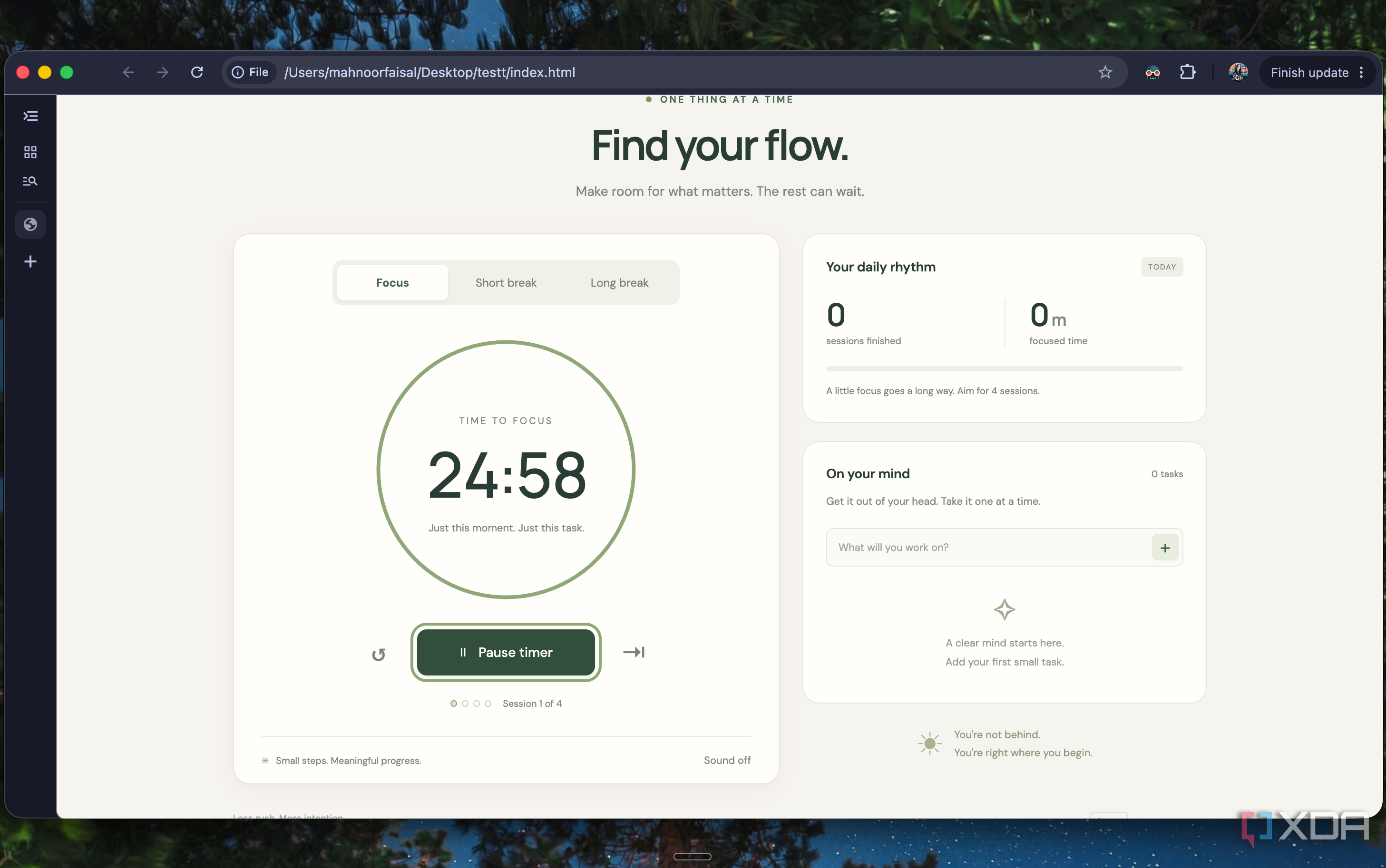 Still pomodoro app counting down a focus session with the pause timer button
