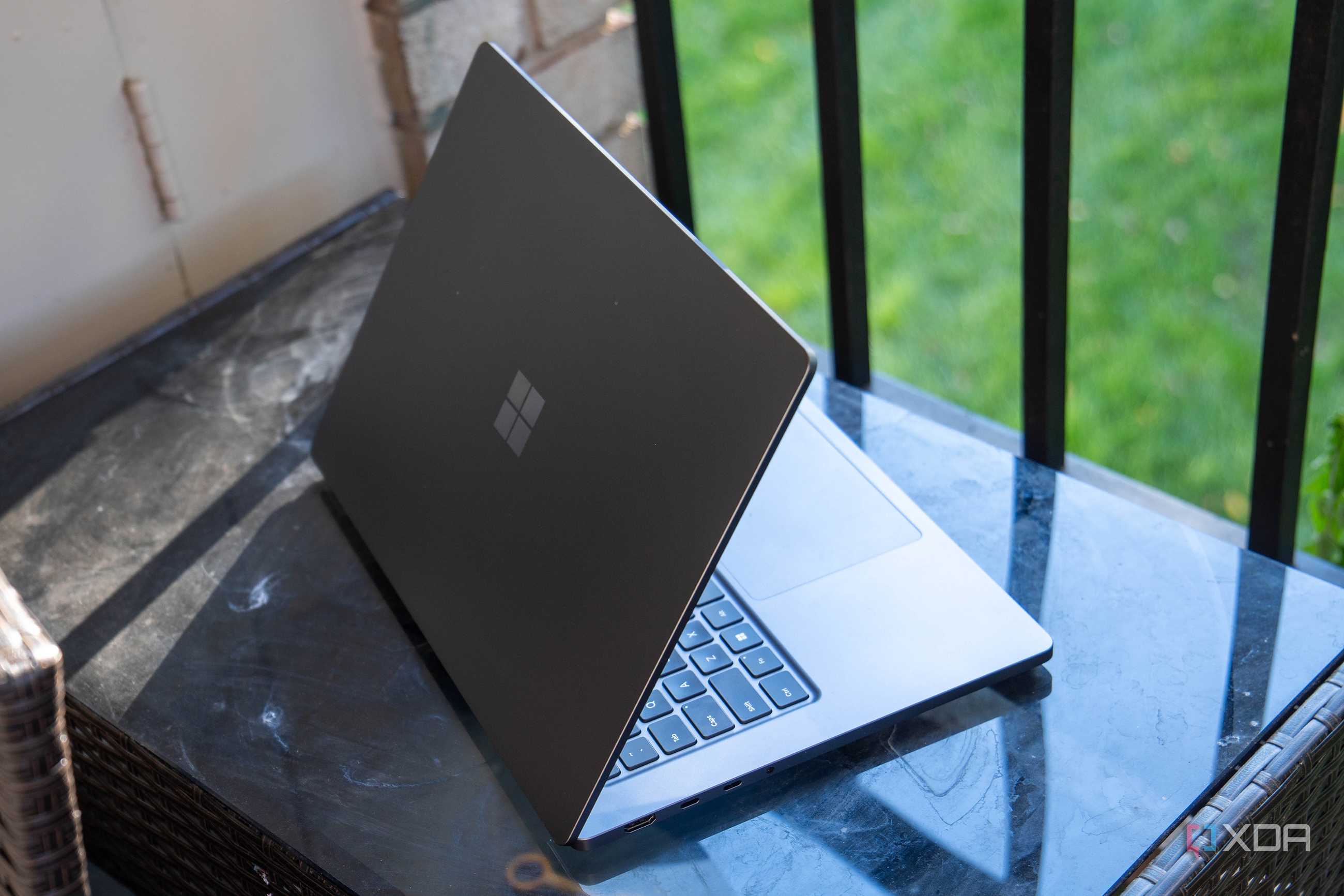 Surface Laptop Ultra-6