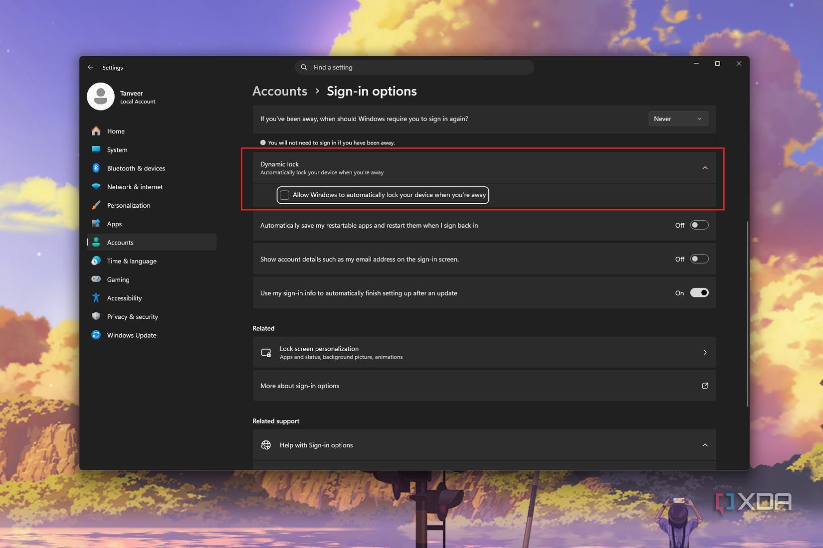 Screenshot of Windows 11 account settings highlighting dynamic lock
