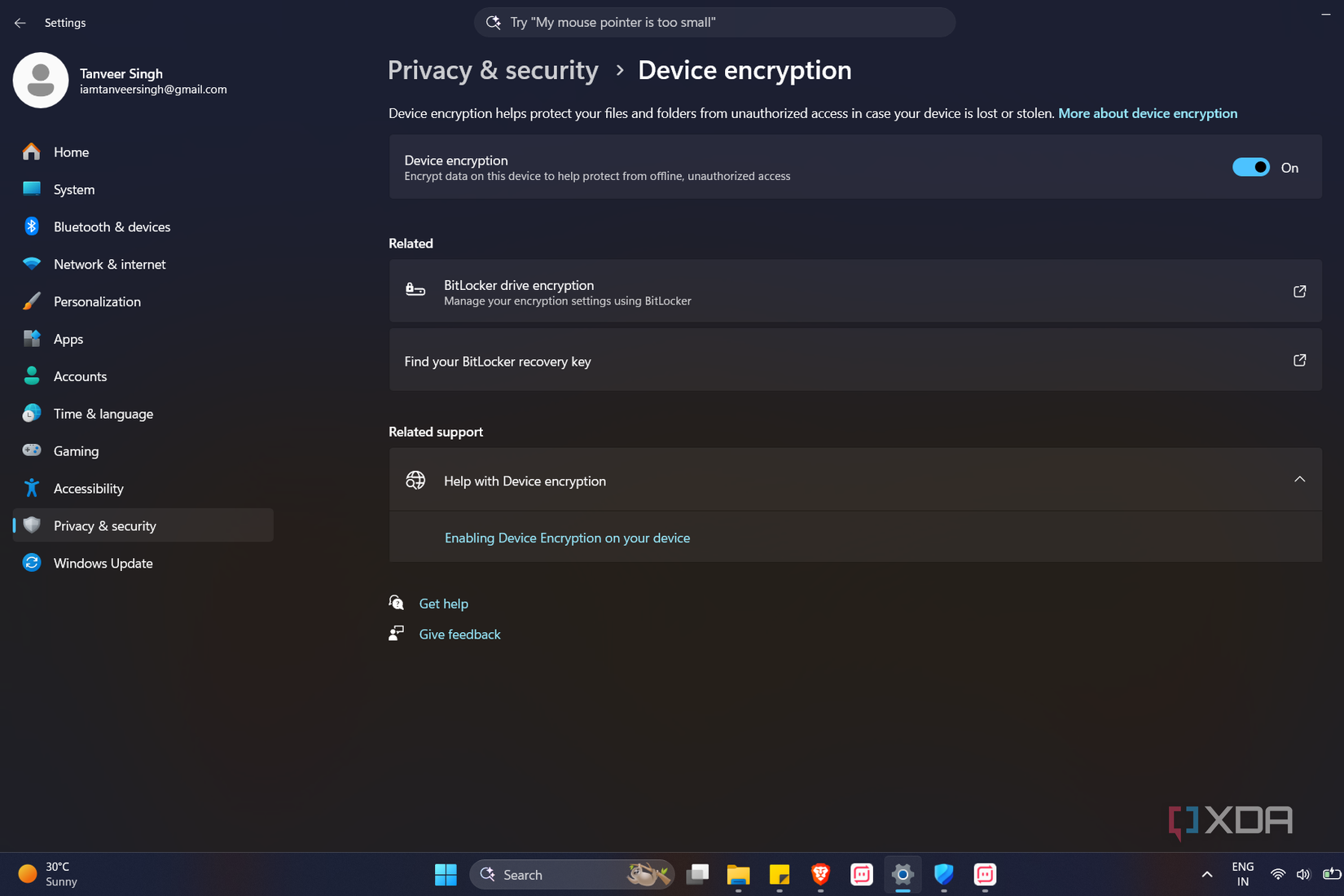 Screenshot of Windows 11 privacy & security settings highlighting device encryption